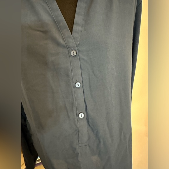 Port Authority Woman’s True Blue Blouse - Size 3XL - Picture 4 of 10